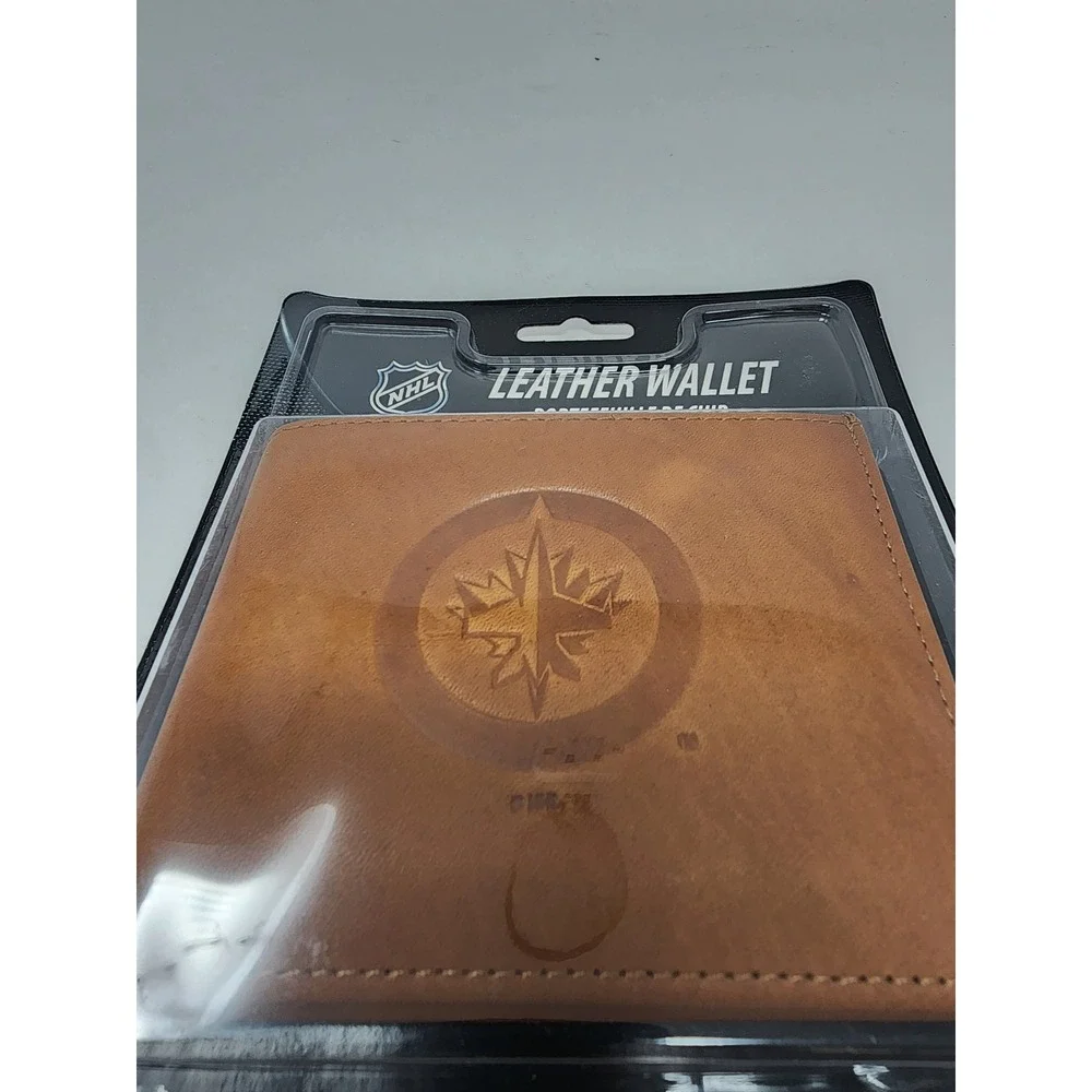 NHL Mens Winnipeg Jets Bifold Wallet Brown Leather Hockey Fan Gift Size OS